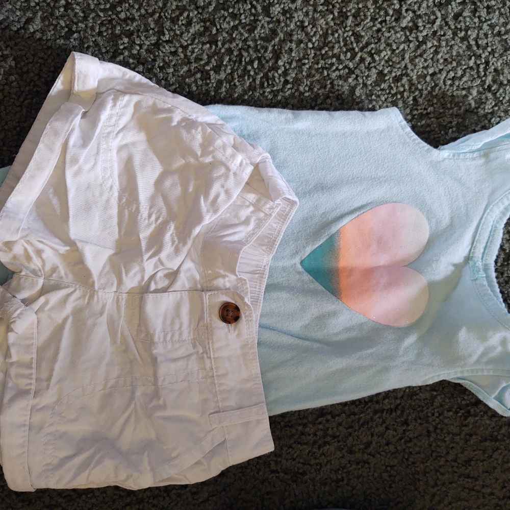 Carter's outfit